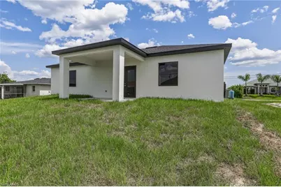 4002 9th St SW, Lehigh Acres, FL 33976 - Photo 8