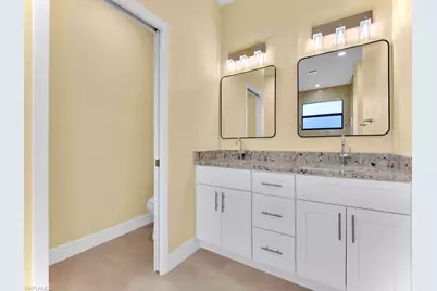 637 Cardinal St E, Lehigh Acres, FL 33974 - Photo 10