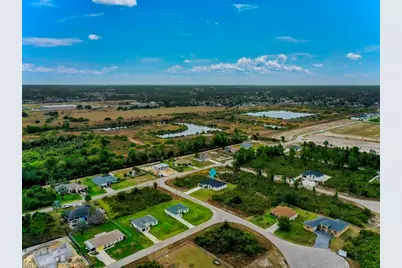 637 Cardinal St E, Lehigh Acres, FL 33974 - Photo 32