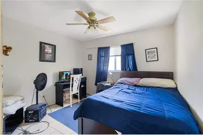 1015 SE 4th Pl, Cape Coral, FL 33990 - Photo 20