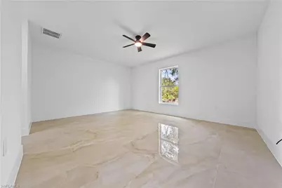 4405 E 11th St, Lehigh Acres, FL 33972 - Photo 12