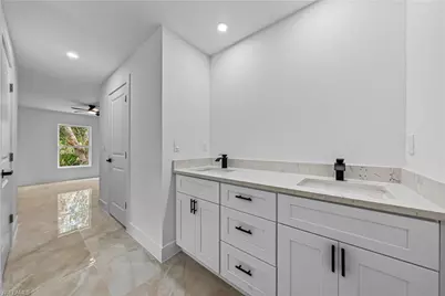 4405 E 11th St, Lehigh Acres, FL 33972 - Photo 14