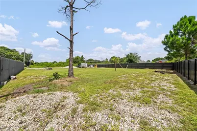 1405 Bruce Ave S, Lehigh Acres, FL 33976 - Photo 22
