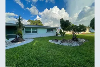 2705 SE 17th Ave, Cape Coral, FL 33904 - Photo 8