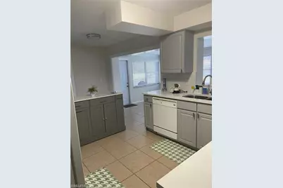 2705 SE 17th Ave, Cape Coral, FL 33904 - Photo 16