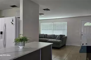 2705 SE 17th Ave, Cape Coral, FL 33904 - Photo 14