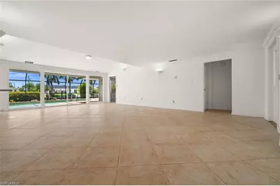4102 SE 1st Pl, Cape Coral, FL 33904 - Photo 10