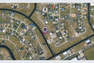 1224 NE 19th Pl, Cape Coral, FL 33909 - Photo 4