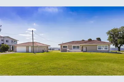 1808 Stevenson Rd, North Fort Myers, FL 33917 - Photo 2