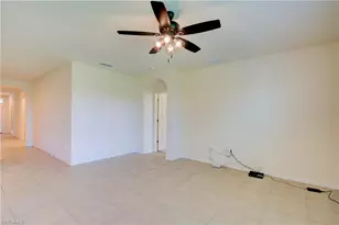 919 NE 11th St, Cape Coral, FL 33909 - Photo 14