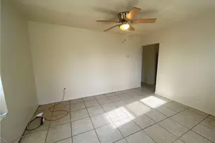 8110 Howell Ave, North Fort Myers, FL 33917 - Photo 6
