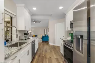 1424 SW 49th St, Cape Coral, FL 33914 - Photo 12