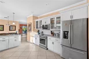 3652 Treasure Cove Cir, Naples, FL 34114 - Photo 6