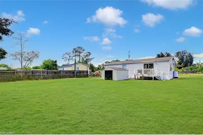 2023 Gish Ln, North Fort Myers, FL 33917 - Photo 18