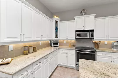 14610 Laguna Dr, Fort Myers, FL 33908 - Photo 8