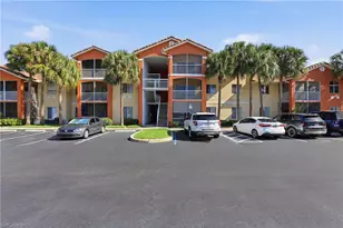 6321 Aragon Way, Fort Myers, FL 33966 - Photo 2