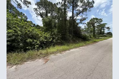 1504 Dixie Ave, Lehigh Acres, FL 33972 - Photo 6