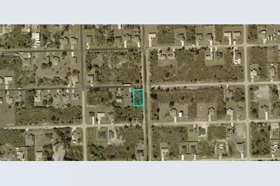 2901 56th St W, Lehigh Acres, FL 33971 - Photo 2