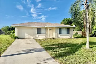 516 Parkside St, Lehigh Acres, FL 33936 - Photo 2