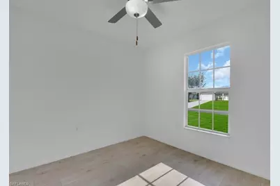 918 NE 12th St, Cape Coral, FL 33909 - Photo 12