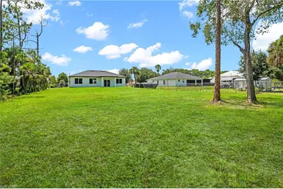 718 Robert Ave, Lehigh Acres, FL 33936 - Photo 28