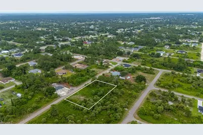 314 Laurel Ave S, Lehigh Acres, FL 33974 - Photo 6