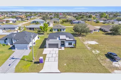 1021 Chiquita Blvd N, Cape Coral, FL 33993 - Photo 36