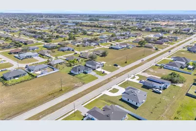1021 Chiquita Blvd N, Cape Coral, FL 33993 - Photo 38