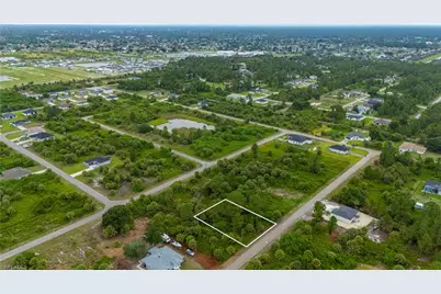 316 Laurel Ave S, Lehigh Acres, FL 33974 - Photo 12