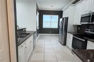 7060 San Lorenzo Ct, Fort Myers, FL 33966 - Photo 14