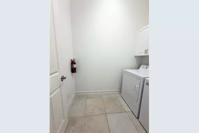 7060 San Lorenzo Ct #202, Fort Myers, FL 33966 - Photo 32
