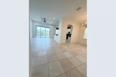 7060 San Lorenzo Ct #202, Fort Myers, FL 33966 - Photo 4