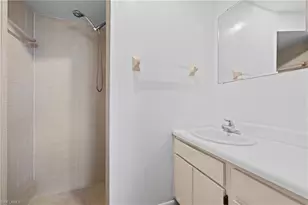 8121 Winged Foot Dr, Fort Myers, FL 33967 - Photo 12