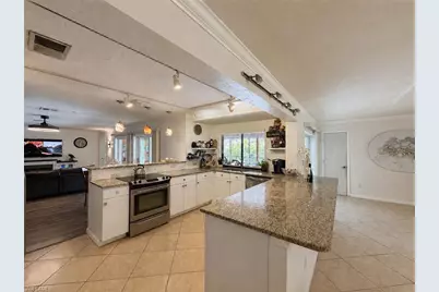 1631 SE 20th St, Cape Coral, FL 33990 - Photo 8