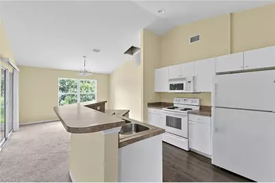 2909 38th St SW, Lehigh Acres, FL 33976 - Photo 14