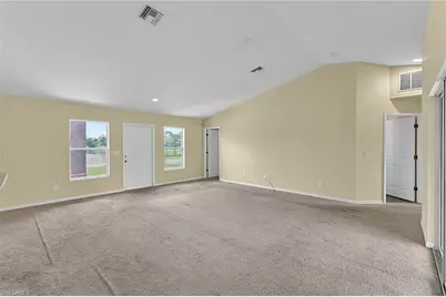 2909 38th St SW, Lehigh Acres, FL 33976 - Photo 12