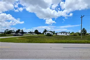 926 Columbus Blvd, Lehigh Acres, FL 33974 - Photo 1