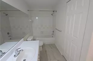 11500 Villa Grand, Fort Myers, FL 33913 - Photo 10