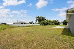 3061 Adcock Dr, Labelle, FL 33935 - Photo 18