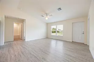 3061 Adcock Dr, Labelle, FL 33935 - Photo 4