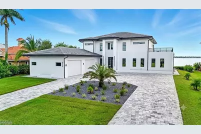 6390 River Club Ct, North Fort Myers, FL 33917 - Photo 2