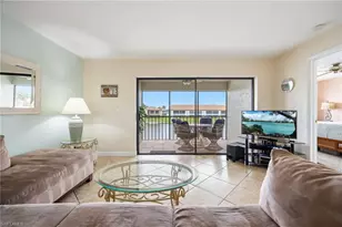 3813 SE 11th Pl, Cape Coral, FL 33904 - Photo 12