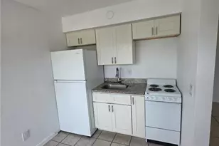 2452 Stella St, Fort Myers, FL 33901 - Photo 8