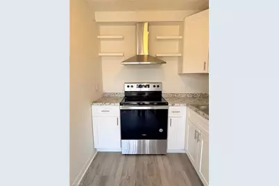 5584 Malt Dr #4, Fort Myers, FL 33907 - Photo 2