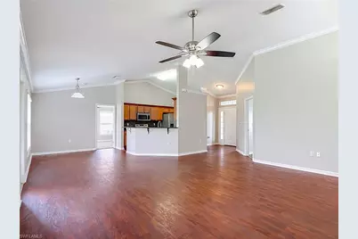 3511 SW 8th Pl, Cape Coral, FL 33914 - Photo 4