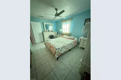1379 Golf Dr, Fort Myers, FL 33919 - Photo 4
