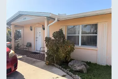 1379 Golf Dr, Fort Myers, FL 33919 - Photo 2