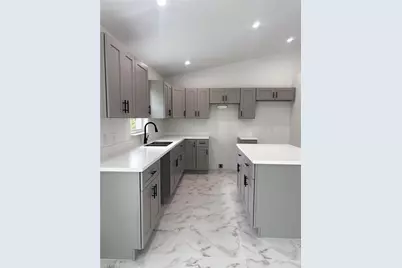 709 Ledge St, Lehigh Acres, FL 33972 - Photo 10