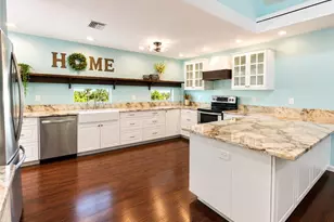 8512 Chatham St, Fort Myers, FL 39907 - Photo 6