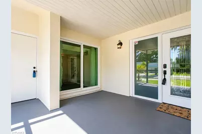 8512 Chatham St, Fort Myers, FL 39907 - Photo 2